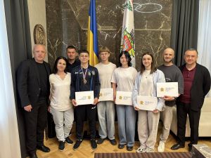 Чернівецький міський голова відзначив молодих спортсменів